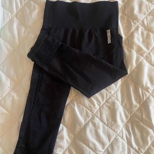 gym shark capri leggings